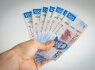 100 SKUBUS PASKOLA BEDARBIAMS